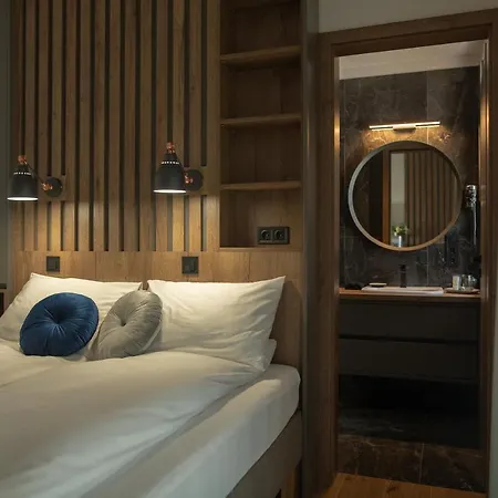 Tahiti Apartament *